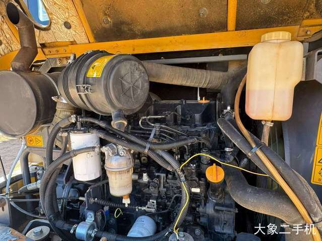 徐工 XE60D 挖掘机