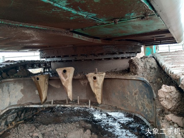 神钢 SK480LC-8 挖掘机