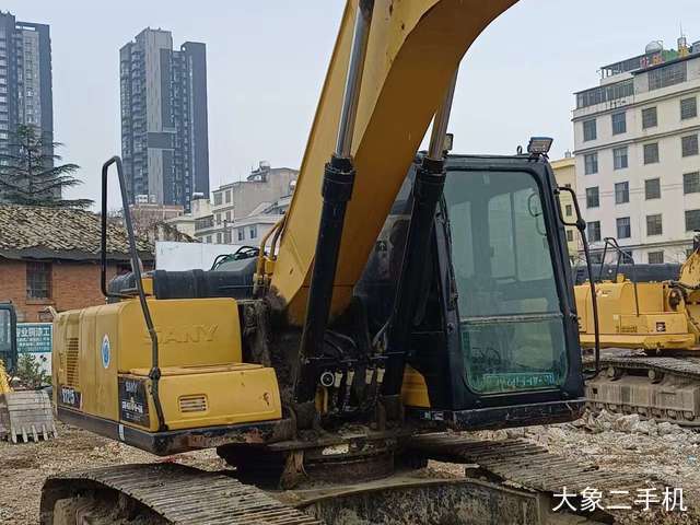 三一重工 SY205C-9 挖掘机