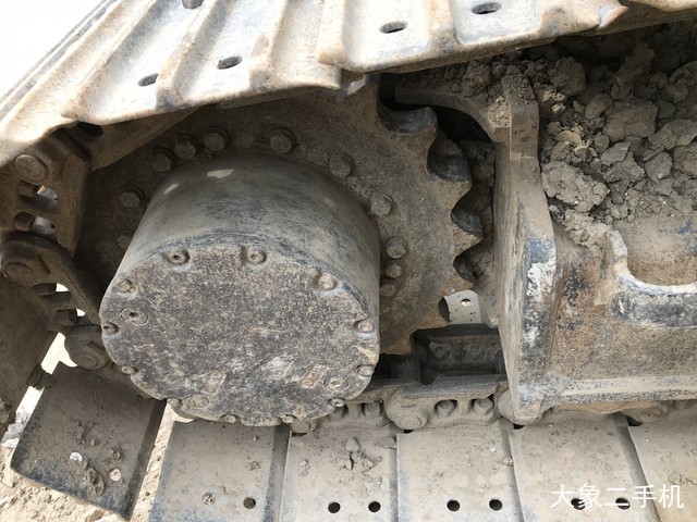 神钢 SK140LC-8 挖掘机