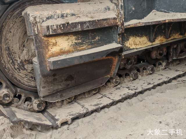 山东临工 E6360F 挖掘机