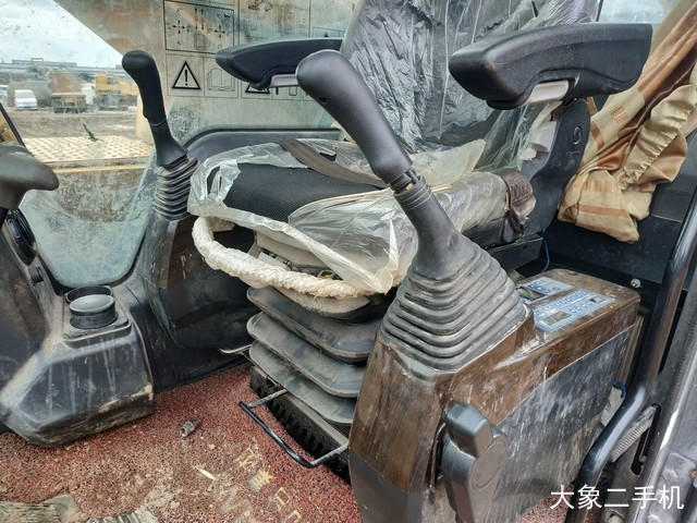 三一重工 SY485H 挖掘机