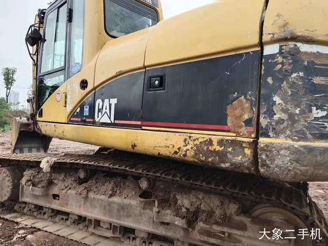 卡特彼勒 320C 挖掘机