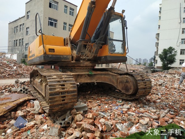 三一重工 SY285C 挖掘机