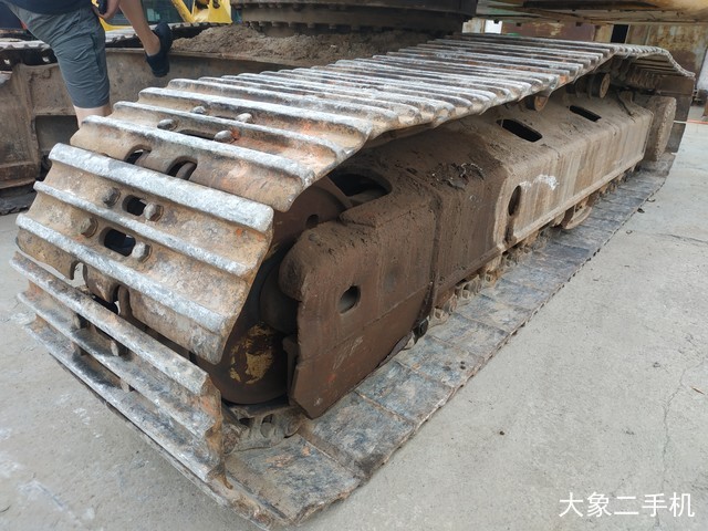 小松 PC220-8M0 挖掘机