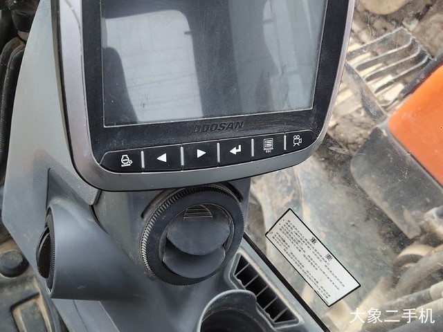 斗山 DH225LC-9 挖掘机