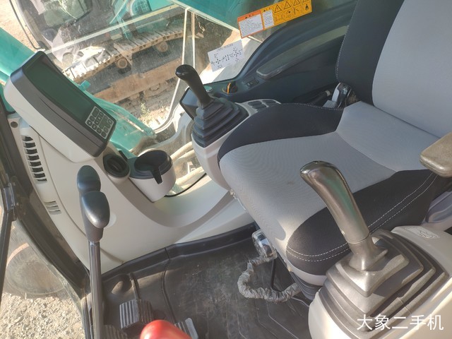 神钢 SK330-10 挖掘机