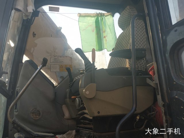 厦工 XG822LC 挖掘机