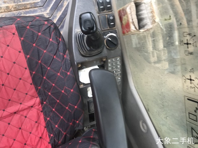 沃尔沃 EC380D 挖掘机