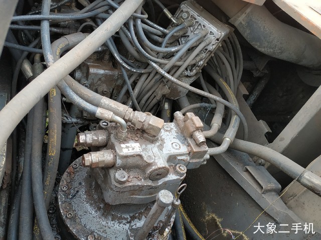 日立 ZX270LC-3 挖掘机