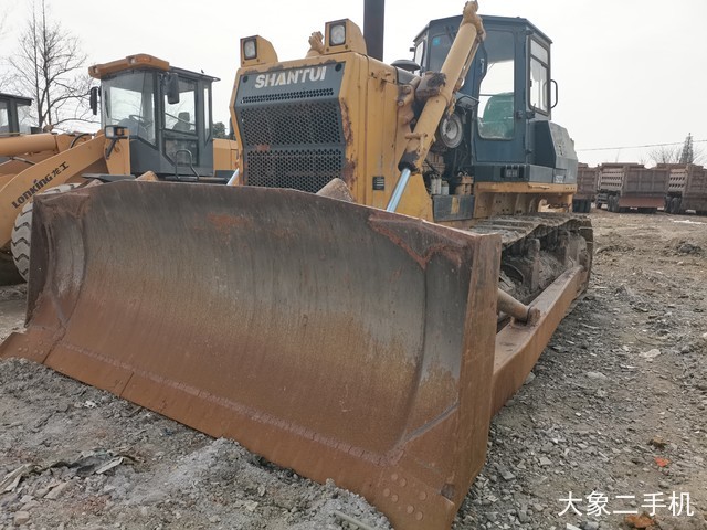 山推 SD32-8 推土机