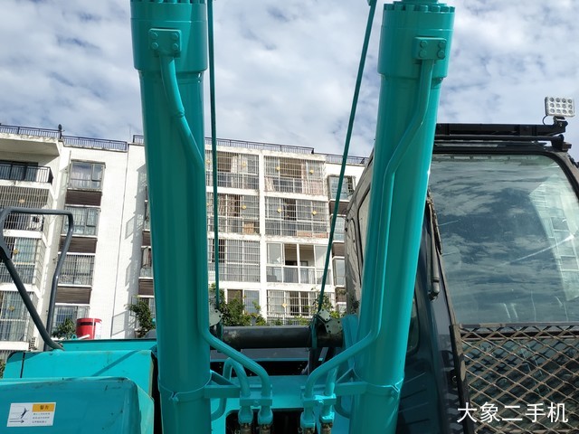 神钢 SK480LC-8 挖掘机