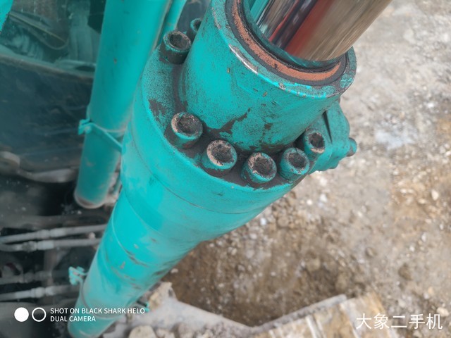 神钢 SK140LC-8 挖掘机