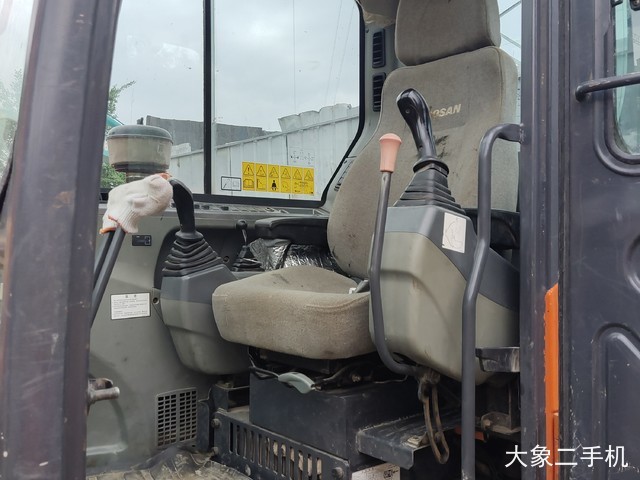 斗山 DX55-9C 挖掘机