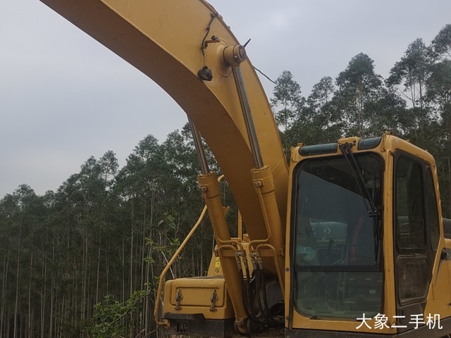 山东临工 E6210F 挖掘机