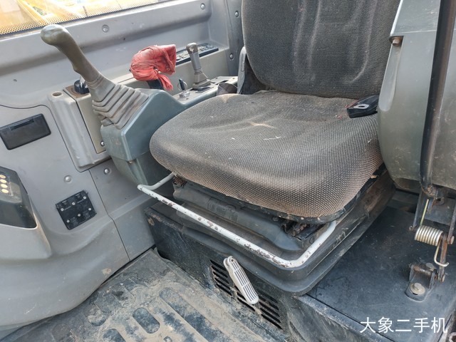 柳工 CLG908D 挖掘机