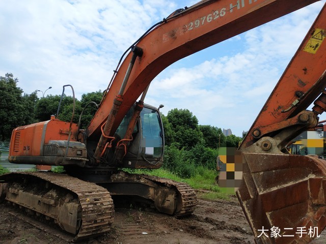 日立 ZX270LC-3 挖掘机