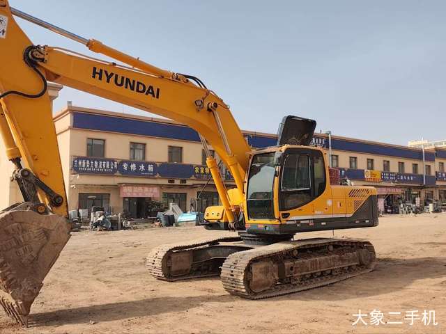 现代 275LVS 挖掘机