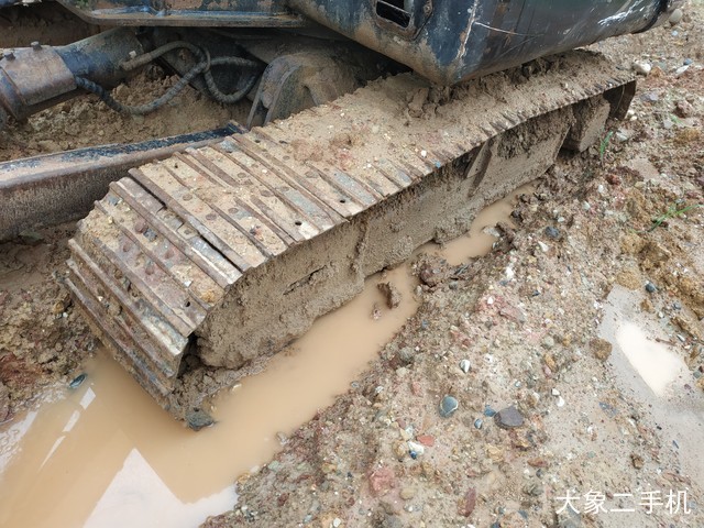 现代 R60-7 挖掘机