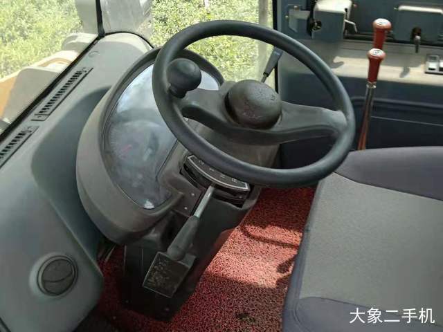 山东临工 LG953 装载机