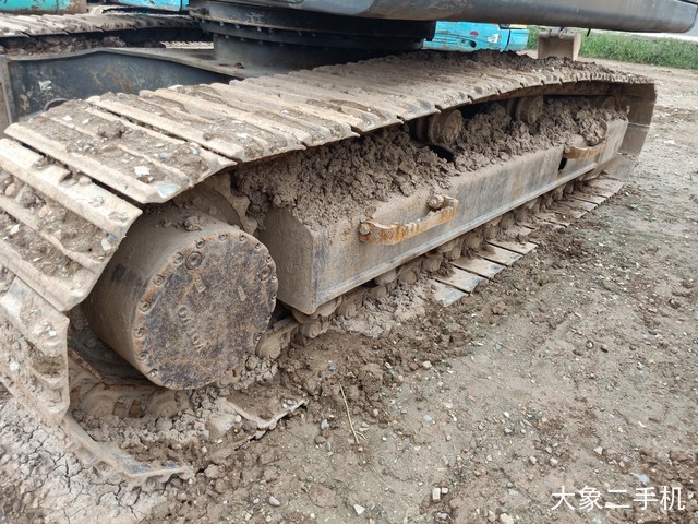 沃尔沃 EC210B 挖掘机