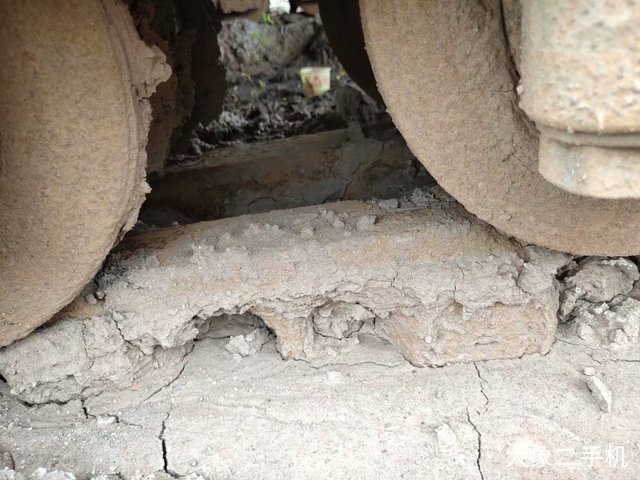 卡特彼勒 374DL 挖掘机