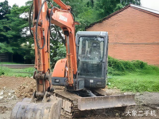 斗山 DH60-7 挖掘机