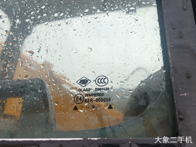 龙工 LG6225 挖掘机