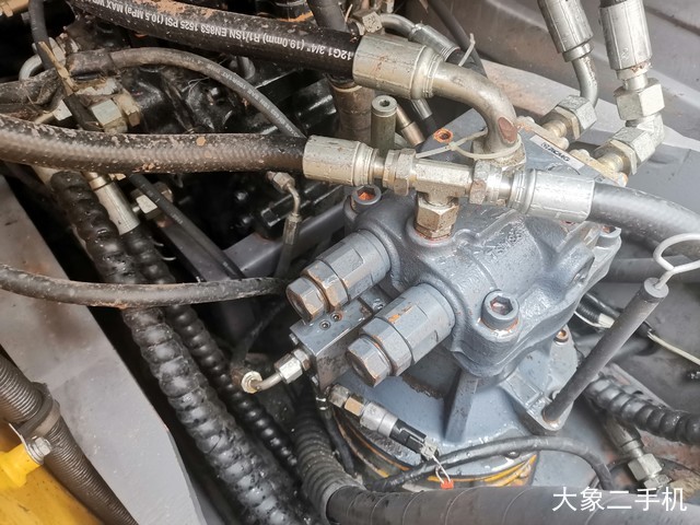 徐工 XE135B 挖掘机