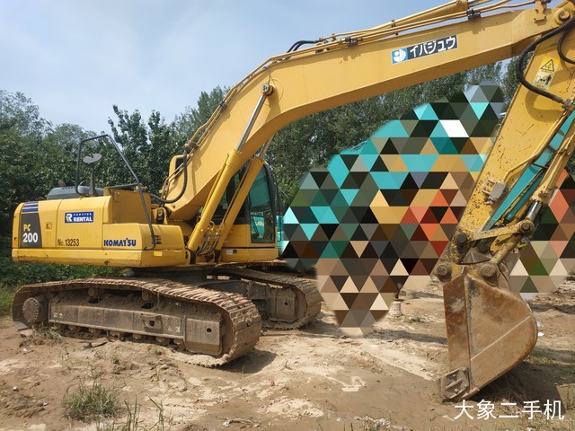 小松 PC200-8N1 挖掘机