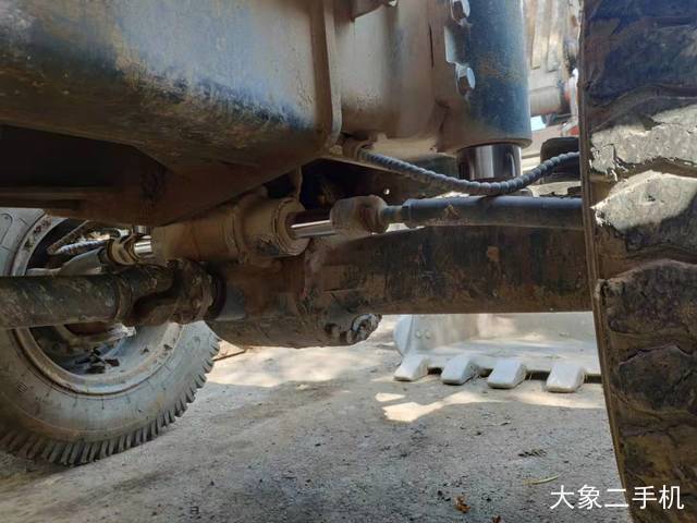 现代 R150W-9 挖掘机