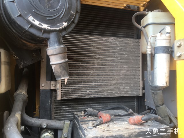 徐工 XE135B 挖掘机