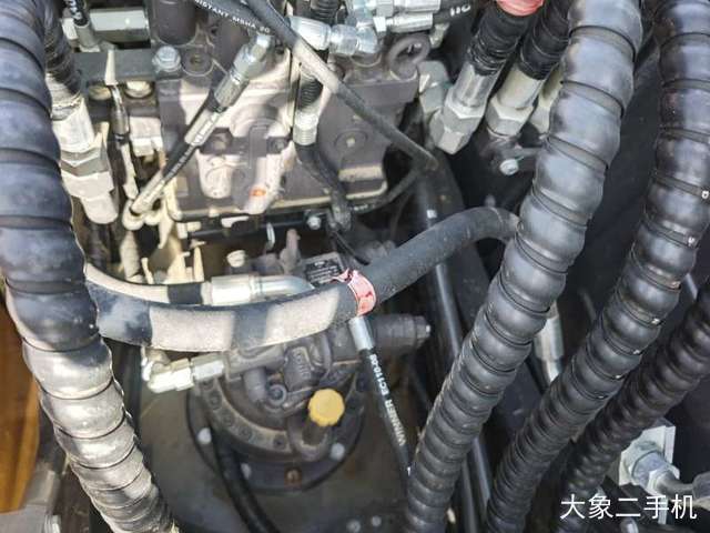 山东临工 E6150F 挖掘机