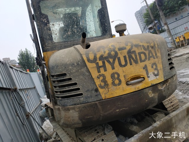 现代 R55-7 挖掘机