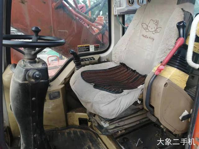 斗山 DH150W-7 挖掘机