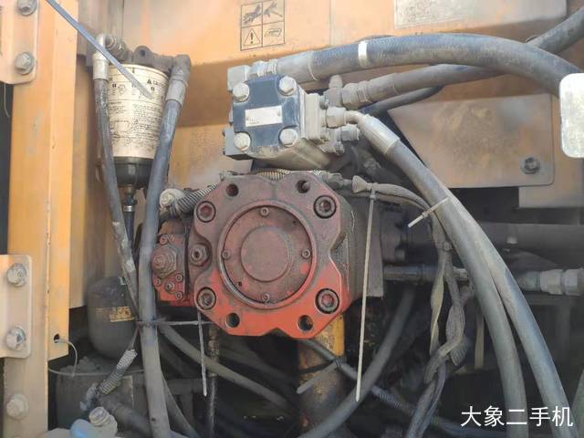 现代 R150W-9 挖掘机