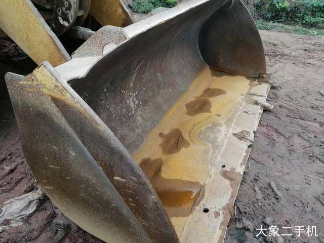 山工 SEM652B 装载机