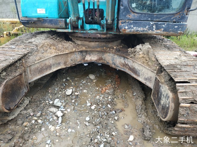 神钢 SK260LC-8 挖掘机