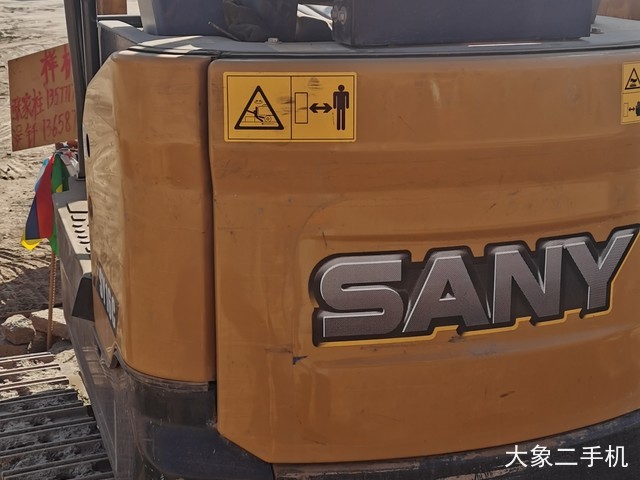 三一重工 SY16C 挖掘机