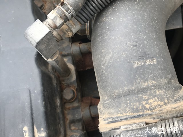 小松 PC220-8M0 挖掘机