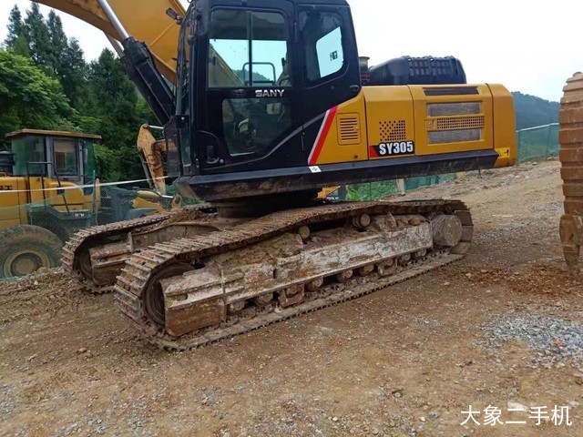 三一重工 SY245C-9 挖掘机