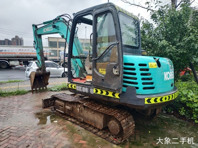 神钢 SK60-8 挖掘机