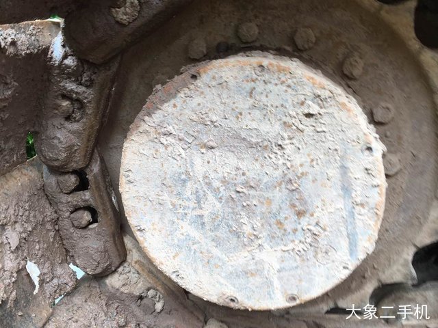 徐工 XE150D 挖掘机