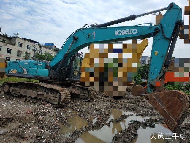 神钢 SK270D-8 挖掘机