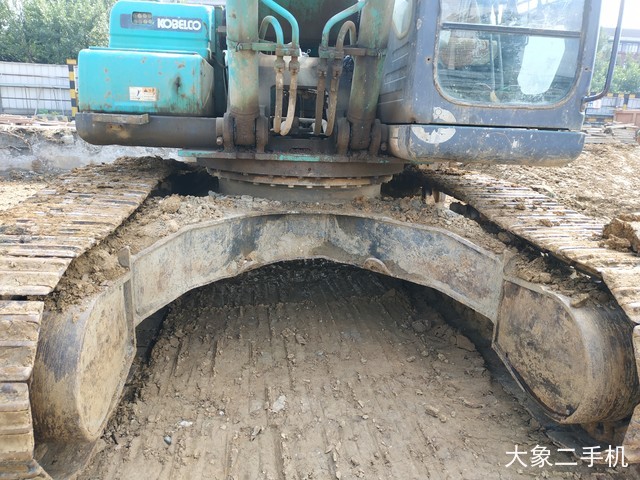 神钢 SK350LC-8 挖掘机