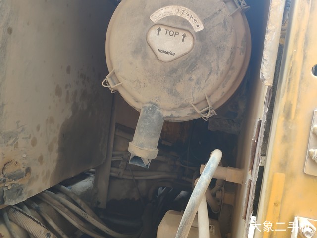 小松 PC240LC-8 挖掘机