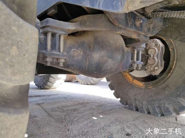 柳工 CLG855N 装载机