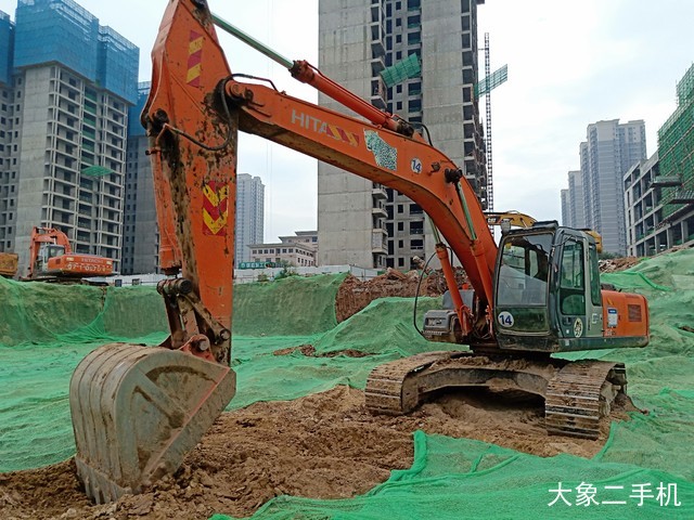 日立 ZX250LC-3G 挖掘机