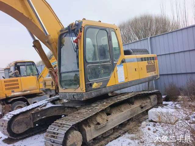 山东临工 E6250F 挖掘机