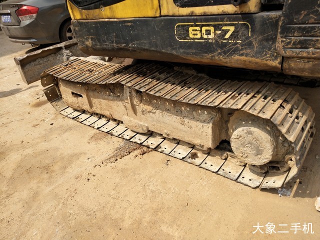 现代 R60-7 挖掘机